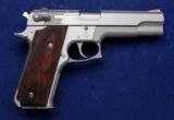 Excellent S&W 645 in the orig box. - 2 of 7