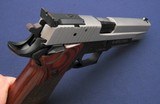 Sig P220R5 Match pistol - 4 of 7