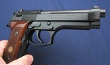 Beretta 92FS with both 9mm and 40 slides/barrels - 5 of 6