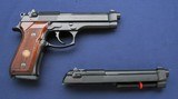 Beretta 92FS with both 9mm and 40 slides/barrels - 2 of 6