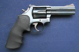 Used S&W 586 no dash .357 - 1 of 8