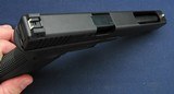 Mint- as new 2008 Glock 17L 9mm - 4 of 8