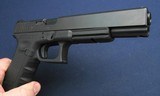 Mint- as new 2008 Glock 17L 9mm - 5 of 8