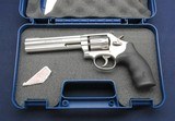 Very nice used S&W 617-6 - 1 of 7