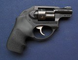 Excellent used Ruger LCR .22mag - 3 of 6