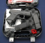 Excellent used Gen 4 Glock 26 with 11 eleven mags! - 1 of 8