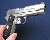 Minty used Wilson Combat Professional .45 - 6 of 9