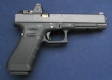 Excellent used Glock 34 Gen 4 w/ RMR and lots more! - 2 of 7