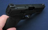 Excellent-mint used S&W M&P 2.0 .40 - 4 of 7