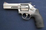 NIB S&W 686-6 .357 six shooter - 2 of 7