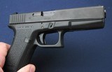 Used Gen 2 Glock 22 in .40 S&W - 5 of 7