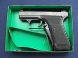 HK P7 M13 w/ box, pouch, 5 mags - 1 of 10