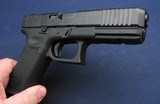 NIB Glock 22 Gen 5 - 5 of 7