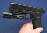 As new gen5 Glock 17 with Surefire - 6 of 7