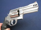 Used S&W 500 4