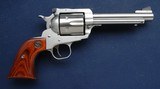 Minty used Ruger stainless Super Blackhawk .44 - 2 of 7