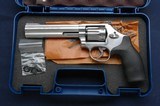 Excellent used S&W 617-6 - 1 of 7