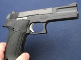 Minty S&W 422 - 5 of 7