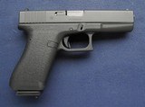 Excellent used Glock 17 gen1 Classic - 1 of 7