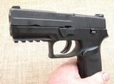 Excellent used Sig P250 9mm - 6 of 7