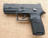 Excellent used Sig P250 9mm - 2 of 7