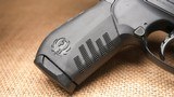 Used Ruger SR22 .22 LR - 6 of 8