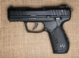 Used Ruger SR22 .22 LR - 3 of 8