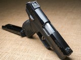 Used Ruger SR22 .22 LR - 7 of 8