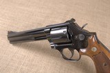 Beautiful Smith & Wesson 586 no dash in .357Mag - 4 of 7