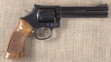 Beautiful Smith & Wesson 586 no dash in .357Mag - 2 of 7