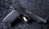 Top-Notch Heckler & Koch USP Elite in .45Acp W/ Custom Case & OEM Box - 3 of 9