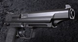 Top-Notch Heckler & Koch USP Elite in .45Acp W/ Custom Case & OEM Box - 4 of 9