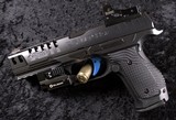 Wonderful Walther Q5 Match SF in .9mm W/ Custom Case & OEM Box - 2 of 9