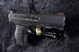 Wonderful Walther Q4SF in 9mm W/ Custom Case, OEM Box & 5 Mags - 11 of 11