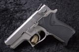 Lovely used Smith & Wesson 6906 in 9mm W/OEM Box - 2 of 10