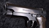 Lovely Smith & Wesson 39-2 in 9mm - 8 of 9