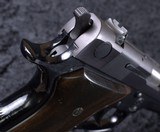 Lovely Smith & Wesson 39-2 in 9mm - 9 of 9