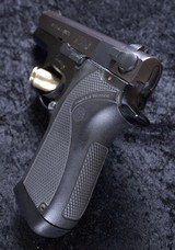 Very Nice Smith & Wesson 6904 in 9mm - 3 of 9