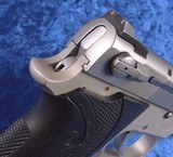 Excellent Smith & Wesson 3913 in 9mm - 9 of 9