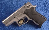 Wonderful Smith & Wesson 6906 in 9MM - 1 of 9
