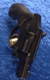 Wonderful Smith & Wesson 43C in .22LR - Image 5 of 8