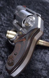 Splendid Kimber K6S in 357Mag W/OEM BOX - 7 of 10