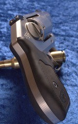 Kimber K6S in .357Mag W/ OEM Box & Papers - 2 of 8