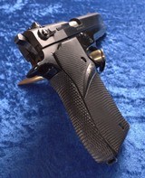Lovely Smith & Wesson 39-2 in 9mm - 5 of 9
