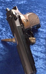 Smith & Wesson 39-2 in 9mm W/ 2 Early Era Factory mags - 2 of 9