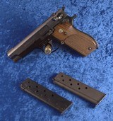 Smith & Wesson 39-2 in 9mm W/ 2 Early Era Factory mags - 1 of 9
