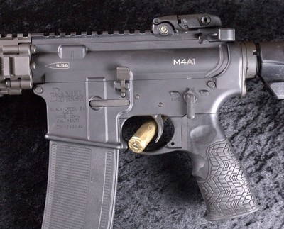 Very Nice Daniel Defense DDM4 in 5.56Nato W/Factory Hardcase - Image 4 of 11