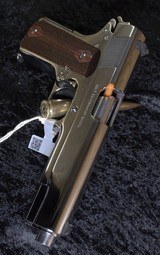New In Box! Chrome Plated Colt Government Model 1911 in .38 Super W/ OEM Box & Papers - 7 of 10