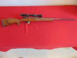 Weatherby Mark V Deluxe ***** LEFT
HAND
***** - 300 WM - 5 of 8