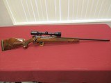 Weatherby Mark V Deluxe in 300 Weatherby Magnum - 1 of 14